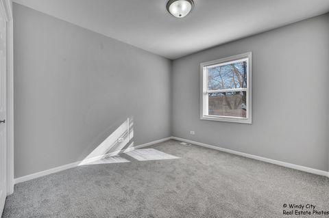 Tiny photo for 162 Wilson Way, South Elgin, IL 60177 (MLS # 12576991)