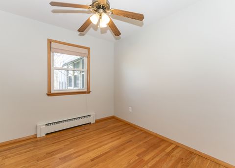 Tiny photo for 989 Dayton Court, Galesburg, IL 61401 (MLS # 12602327)