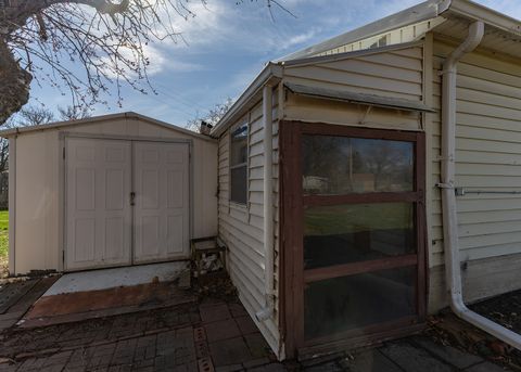 Tiny photo for 989 Dayton Court, Galesburg, IL 61401 (MLS # 12602327)