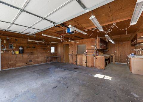 Tiny photo for 989 Dayton Court, Galesburg, IL 61401 (MLS # 12602327)