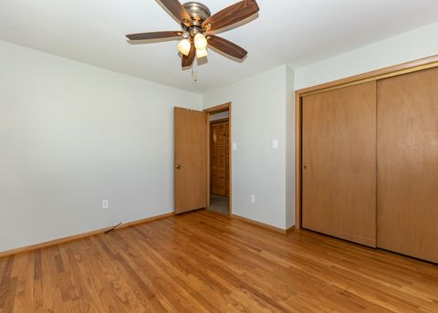 Tiny photo for 989 Dayton Court, Galesburg, IL 61401 (MLS # 12602327)