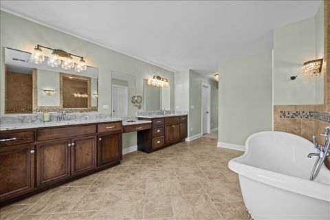 Tiny photo for 225 N Mill Street, Naperville, IL 60540 (MLS # 12494394)