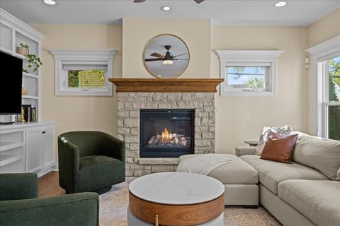 Tiny photo for 225 N Mill Street, Naperville, IL 60540 (MLS # 12494394)