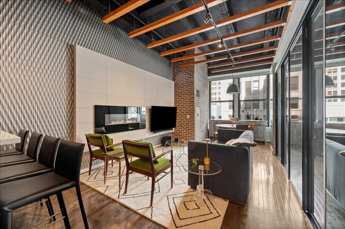 20 N State Street 409