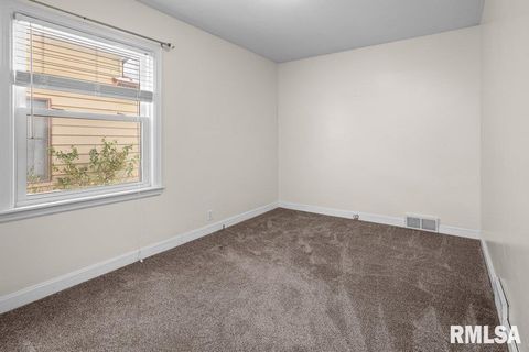 Tiny photo for 1916 33RD Street, Moline, IL 61265 (MLS # QC4269915)