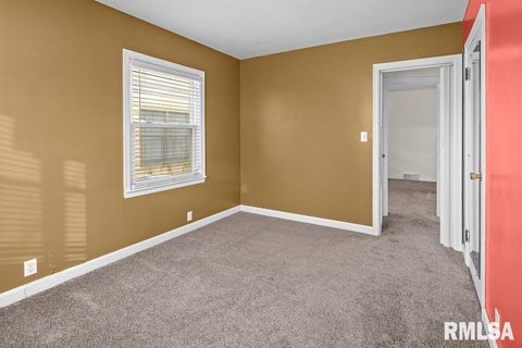 Tiny photo for 1916 33RD Street, Moline, IL 61265 (MLS # QC4269915)