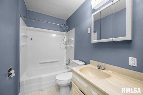 Tiny photo for 1916 33RD Street, Moline, IL 61265 (MLS # QC4269915)