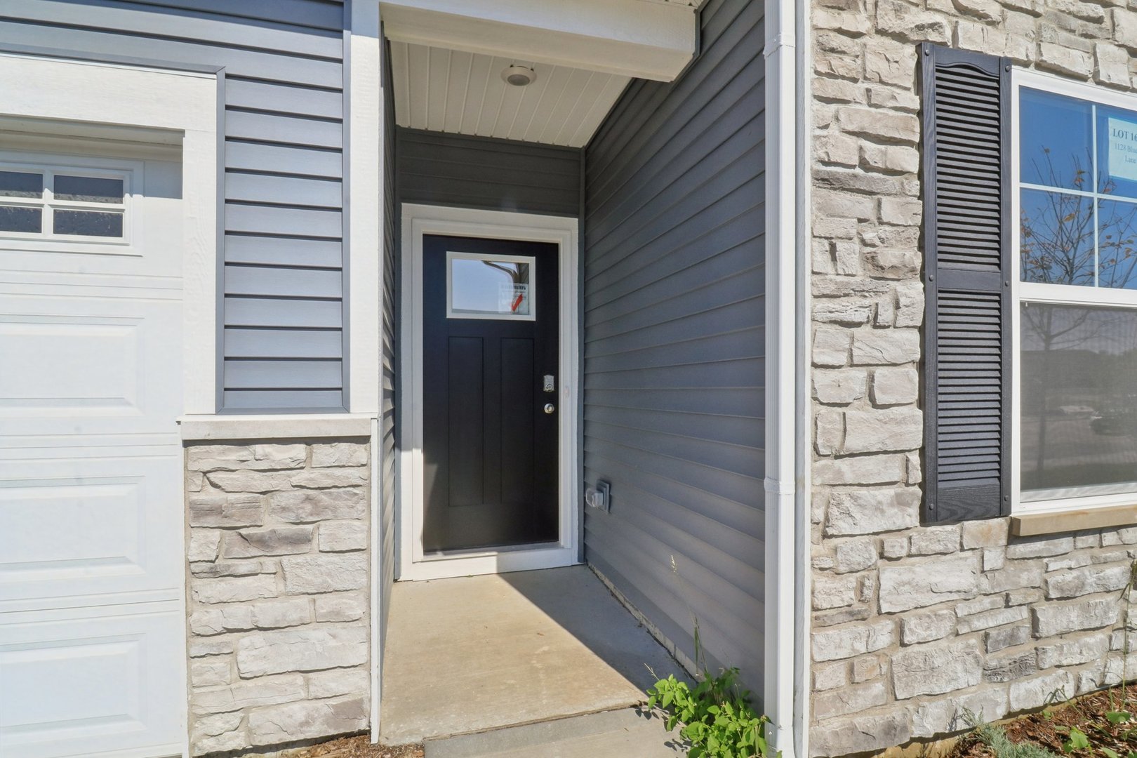 1128 Bluebell Lane