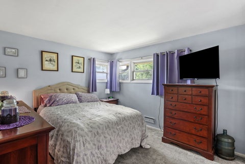 Tiny photo for 2605 E Central Park Avenue, Davenport, IA 52803 (MLS # 12712459)