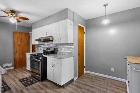 Tiny photo for 2605 E Central Park Avenue, Davenport, IA 52803 (MLS # 12712459)