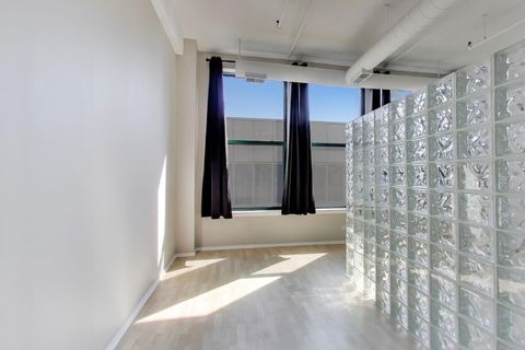 Tiny photo for 633 S Plymouth Court #1107, Chicago, IL 60605 (MLS # 12596204)