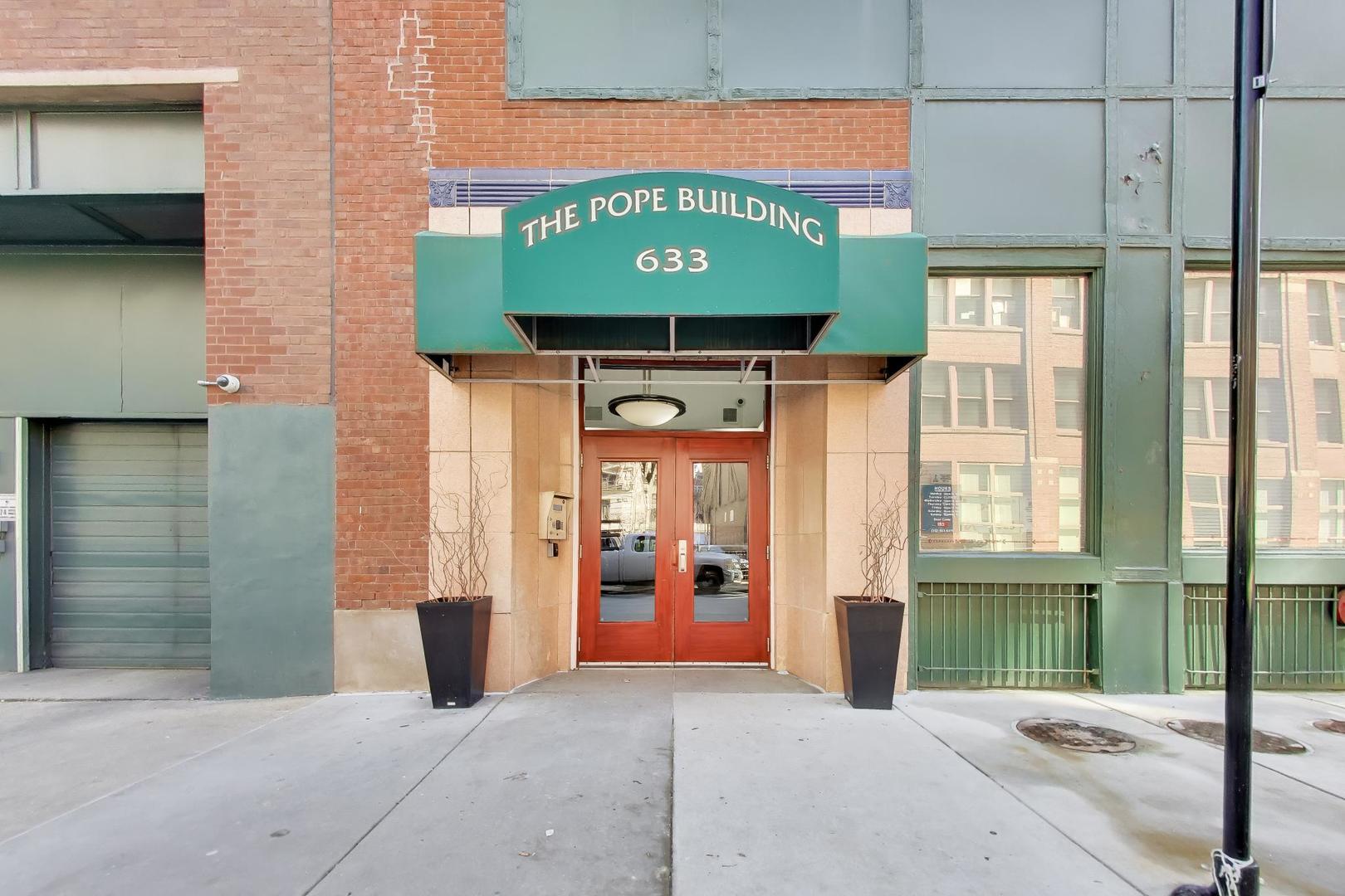 633 S Plymouth Court 1107