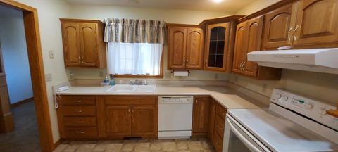 Tiny photo for 36 Illinois 17 Highway, New Windsor, IL 61465 (MLS # 12588060)