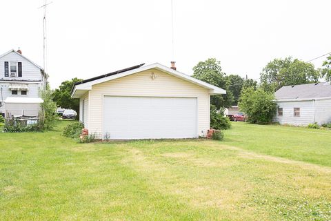 Tiny photo for 122 S Cedar Street, Toluca, IL 61369 (MLS # 12677815)