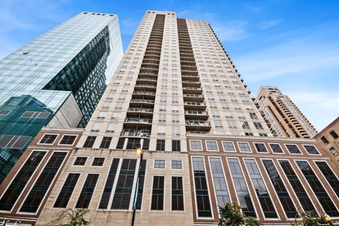 Photo of 1111 S Wabash Avenue #2801, Chicago, IL 60605 (MLS # 12783346)
