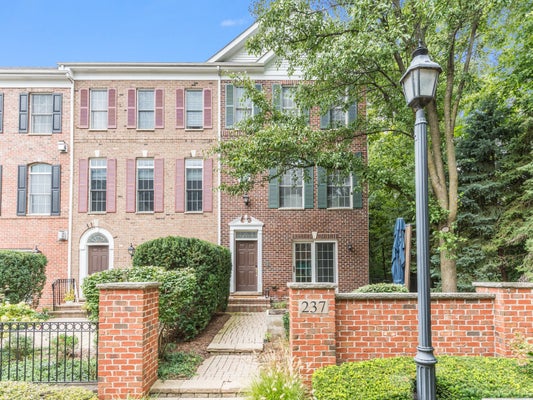 237 BOX CAR AVE, NAPERVILLE, IL 60540 - Image a3e2f0564e06c0f654f067c1cba7cdfa/687522954