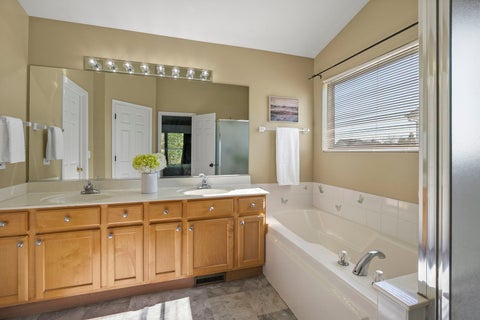 Tiny photo for 174 Blue Heron Court, Round Lake, IL 60073 (MLS # 12784535)
