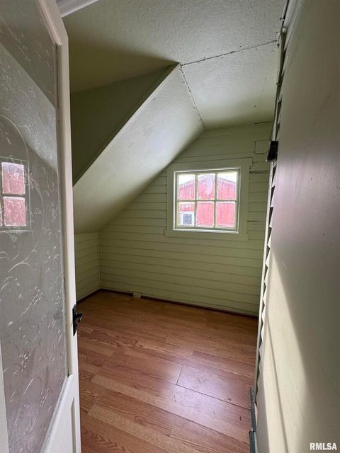 Tiny photo for 609 5TH Avenue S, Clinton, IA 52732 (MLS # QC4269955)