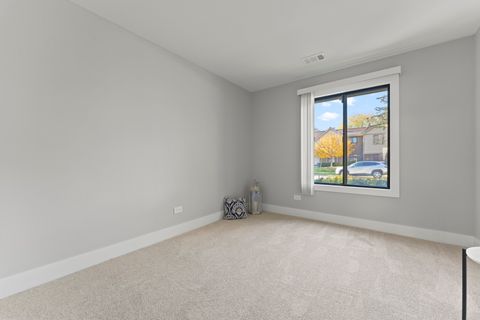 Tiny photo for 813 E Carriage Lane #5, Palatine, IL 60074 (MLS # 12507757)