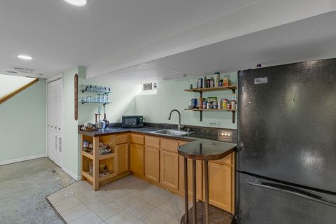 Tiny photo for 2913 Sarah Street, Franklin Park, IL 60131 (MLS # 12516250)