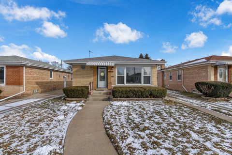 Photo of 2913 Sarah Street, Franklin Park, IL 60131 (MLS # 12516250)