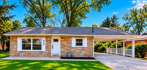 925 Airport Road, Mt Vernon, IL 62864 - #: 12755887