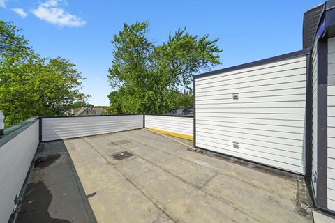 Tiny photo for 3027 N Elbridge Avenue, Chicago, IL 60618 (MLS # 12416868)