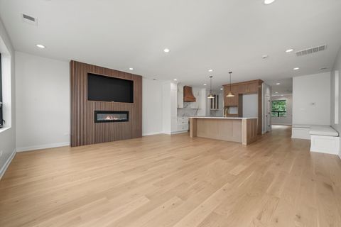 Tiny photo for 3027 N Elbridge Avenue, Chicago, IL 60618 (MLS # 12416868)