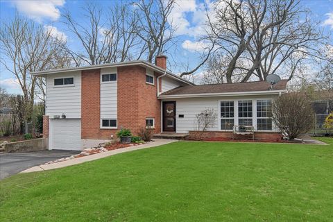 1657 Cranshire Court Deerfield IL 60015