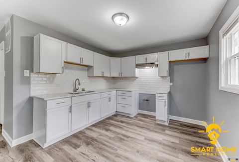 Tiny photo for 816 Sunnyside Avenue, Thornton, IL 60476 (MLS # 12393054)