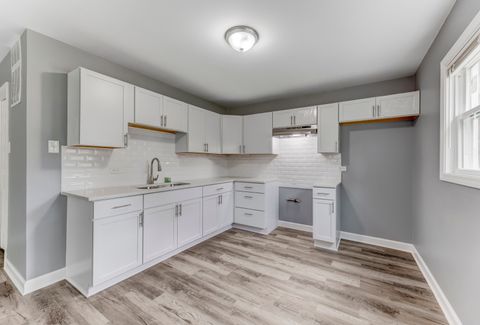 Tiny photo for 816 Sunnyside Avenue, Thornton, IL 60476 (MLS # 12393054)