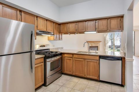 Tiny photo for 1303 CRANBROOK Court, Schaumburg, IL 60193 (MLS # 12512086)