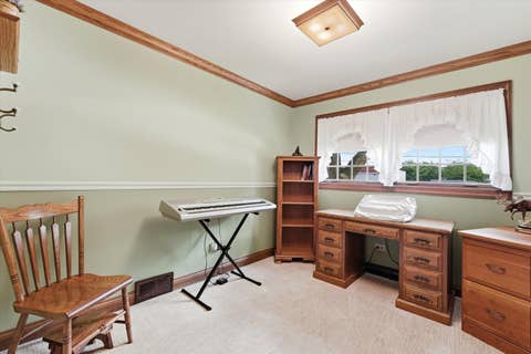 Tiny photo for 24 W 168th Street, South Holland, IL 60473 (MLS # 12681999)