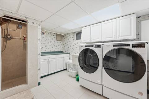 Tiny photo for 24 W 168th Street, South Holland, IL 60473 (MLS # 12681999)