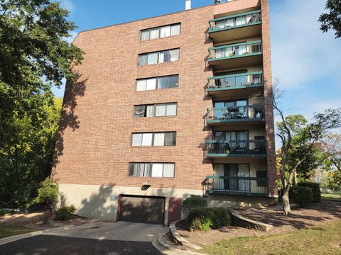 Tiny photo for 1800 Huntington Boulevard #AE615, Hoffman Estates, IL 60169 (MLS # 12493507)