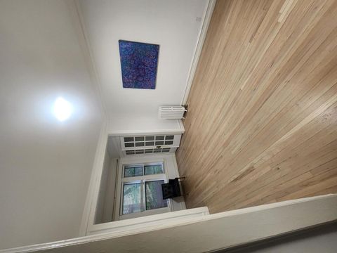 5425 S Dorchester Avenue 1E Chicago IL 60615