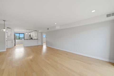 Tiny photo for 7600 W Lawrence Avenue #3B, Harwood Heights, IL 60706 (MLS # 12741591)