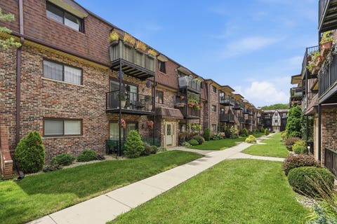 Tiny photo for 7600 W Lawrence Avenue #3B, Harwood Heights, IL 60706 (MLS # 12741591)