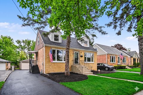 Photo of 835 S Addison Avenue, Villa Park, IL 60181 (MLS # 12633118)