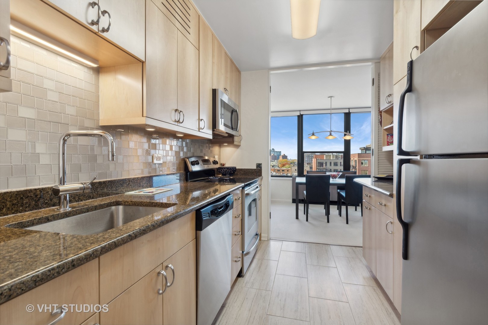 1560 N Sandburg Terrace 915