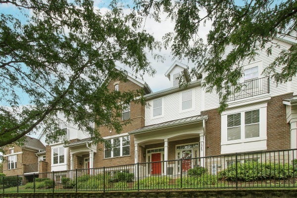 1245 TUSCANY DR # 0, STREAMWOOD, IL 60107 - Image a3ee8bbd24d5f19cbbdf2c8e9c450664/1519608905