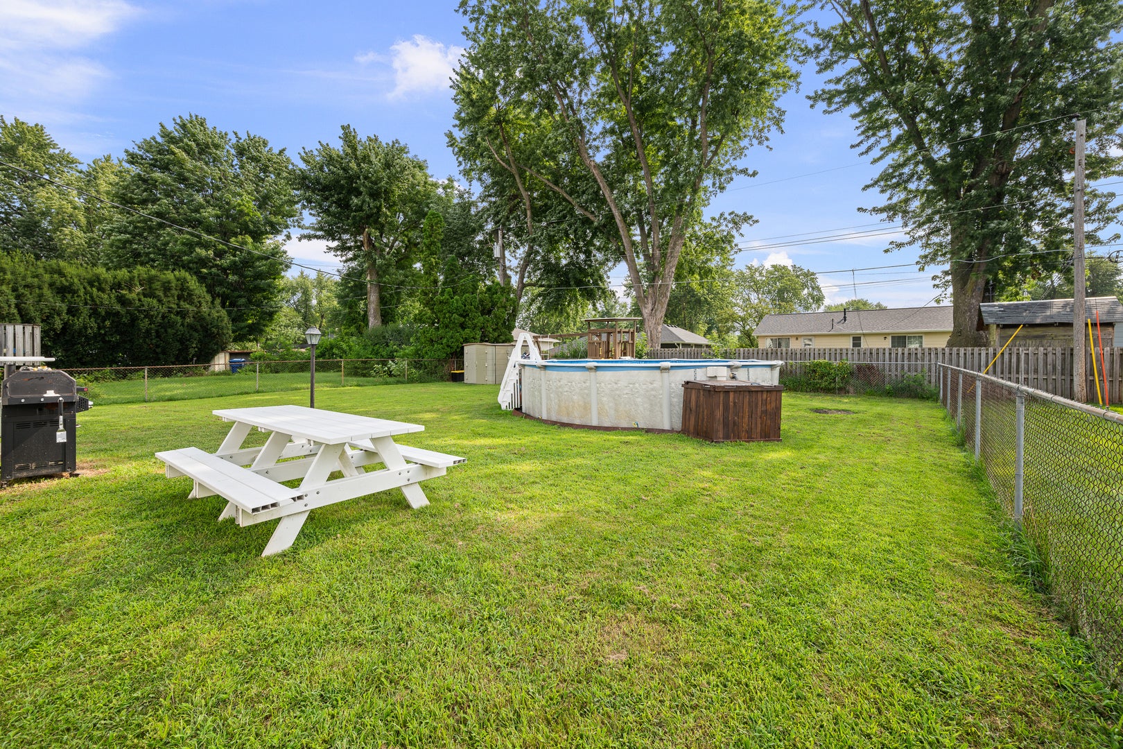 3121 Greenbrier Drive