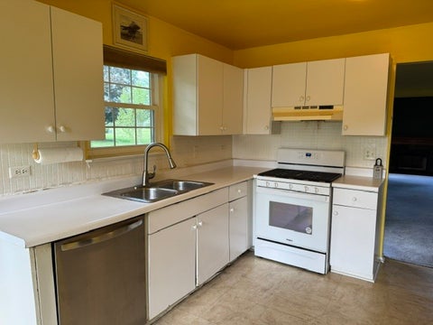 Tiny photo for 277 E Fabish Drive #277, Buffalo Grove, IL 60089 (MLS # 12744960)