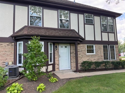 Photo of 277 E Fabish Drive #277, Buffalo Grove, IL 60089 (MLS # 12744960)