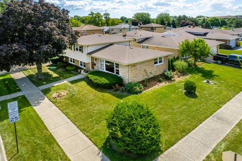 Tiny photo for 8157 N ROOT Court, Niles, IL 60714 (MLS # 12748506)
