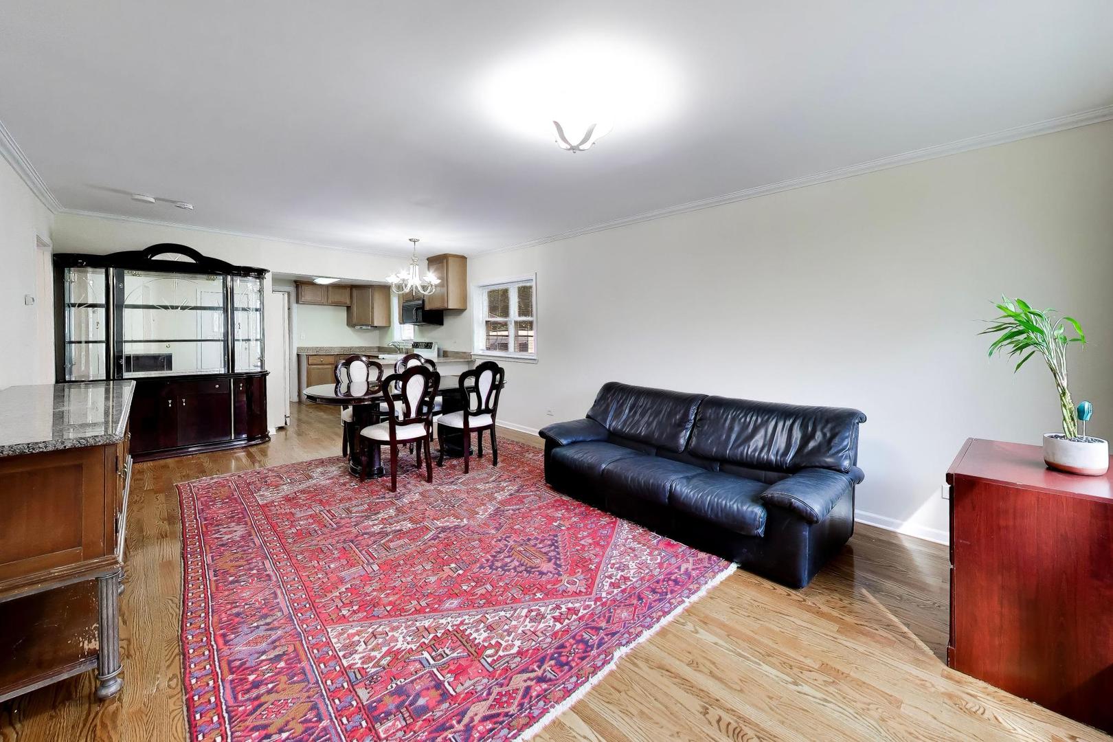 1355 Pleasant Place