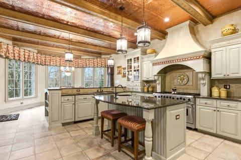 Tiny photo for 1317 Fox Glen Drive, St. Charles, IL 60174 (MLS # 12575785)