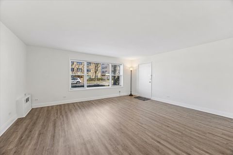 Tiny photo for 1538 Park Avenue #1B, River Forest, IL 60305 (MLS # 12575680)