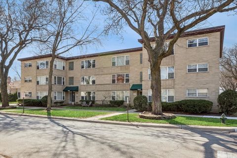 Tiny photo for 1538 Park Avenue #1B, River Forest, IL 60305 (MLS # 12575680)