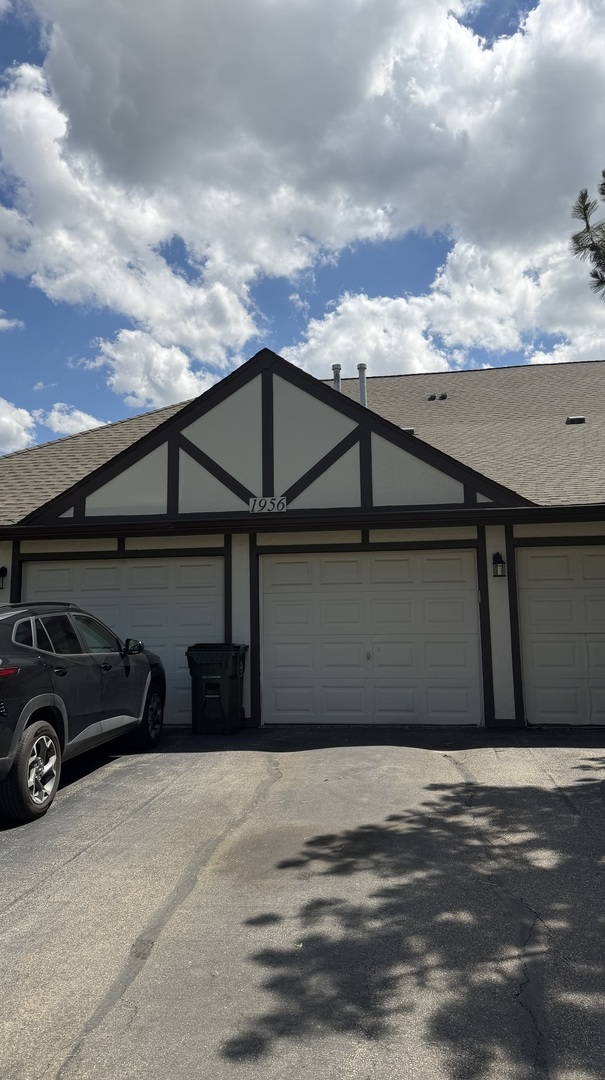 1956 N Hidden Creek Circle 3